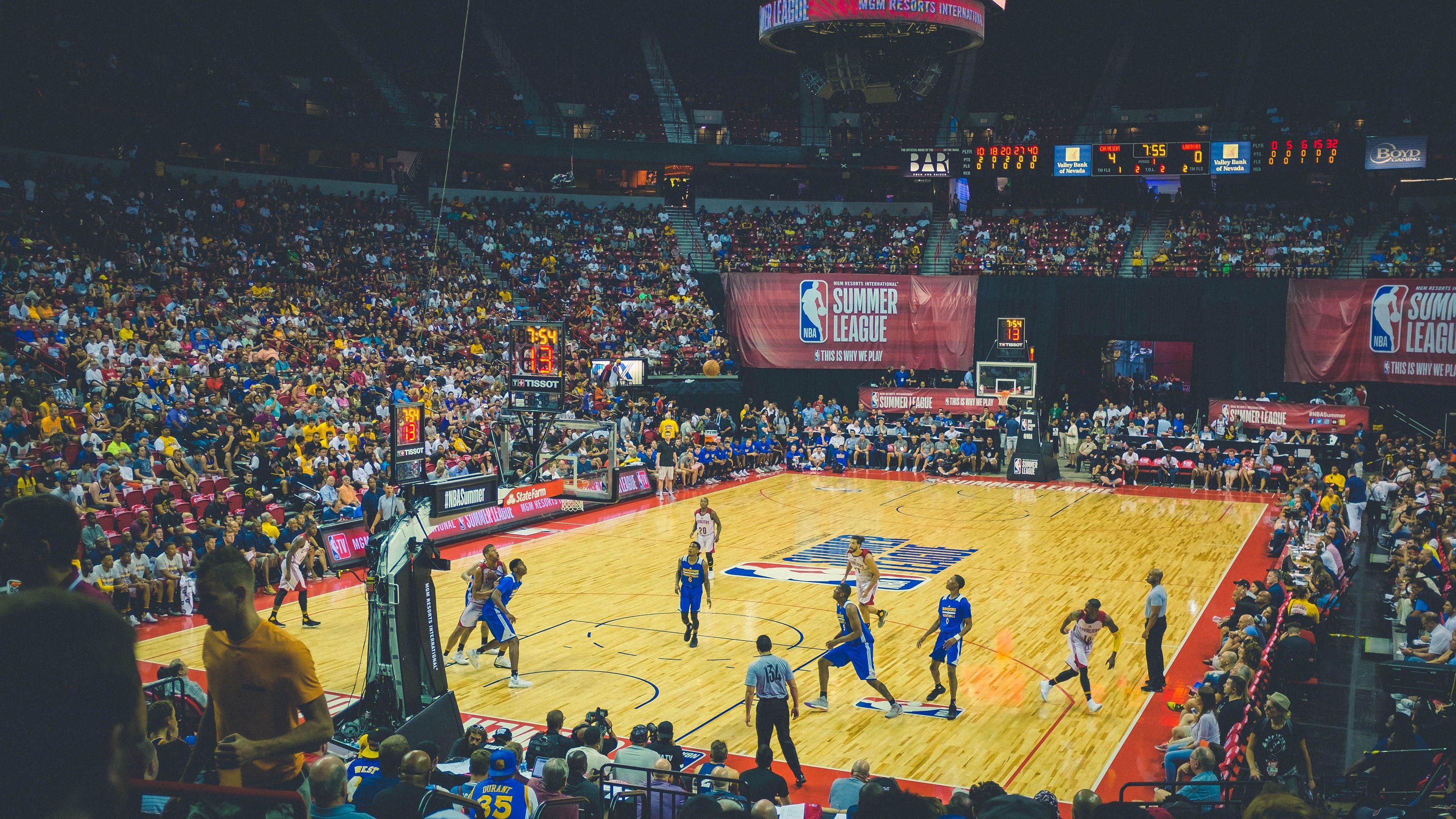 唐斯场上消失，球队惨败引发质疑