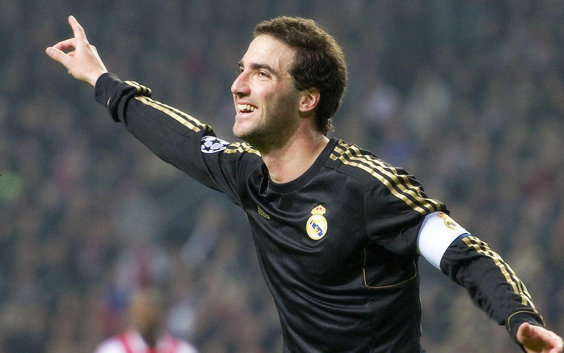 时光回溯！内马尔西甲25大进球集锦，重温MSN所向披靡的黄金时代