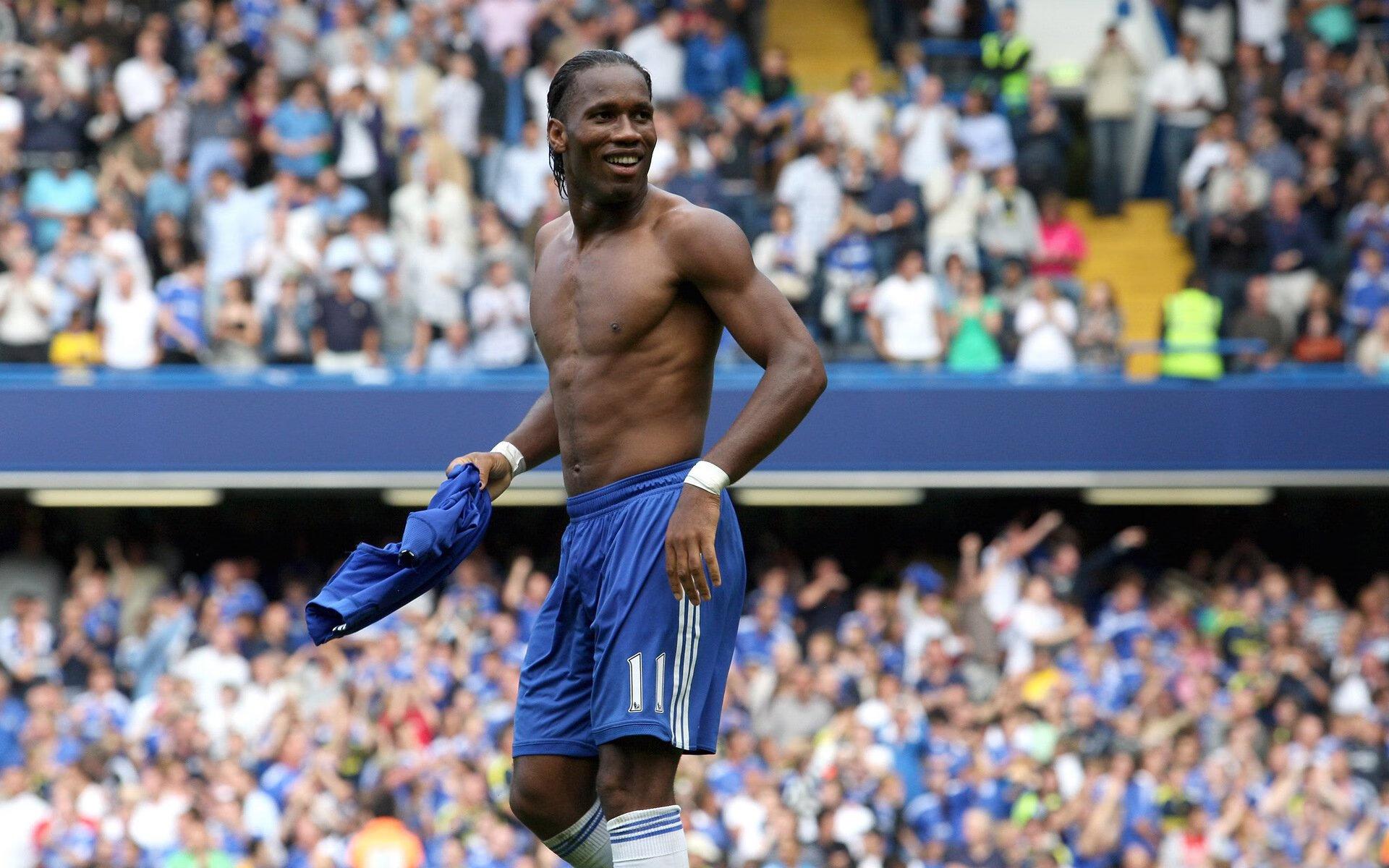 曾诚坦言正值门将黄金年龄，渴望再披国足战袍冲击世界杯梦想